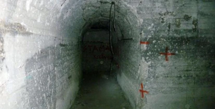 Υπόγεια Αθήνα: Στοές και σήραγγες κρυμμένες κάτω από τις πολυκατοικίες (εικόνες)